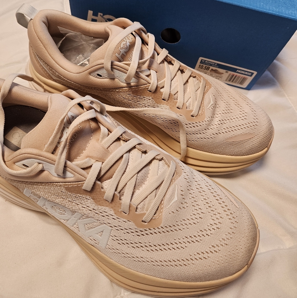 HOKA Women's BONDI 8 Athletic Shoes Sz 10.5 B Like New In Box